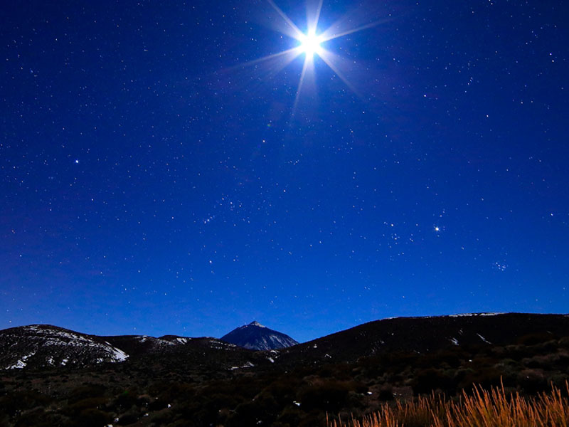 Teide under the stars